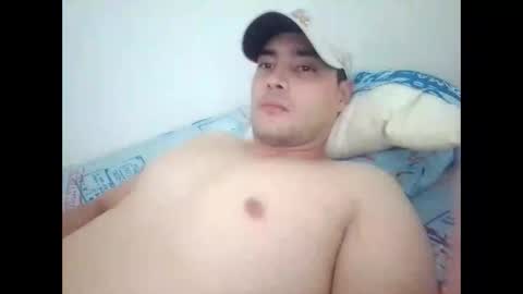 Snapshot of mateo2803 chatting on 09/14/25, 02:22 mateo2803 online show from 09/14/25, 02:22