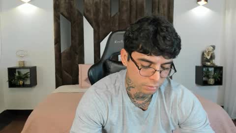 mateo_dilucajs1 online show from 09/16/25, 07:48