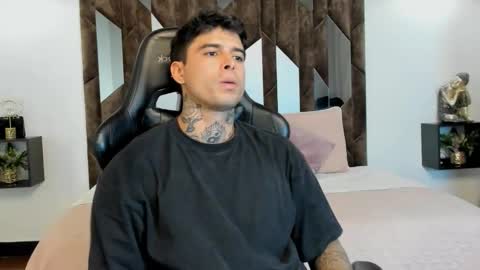 mateo_dilucajs1 online show from 09/28/25, 08:03