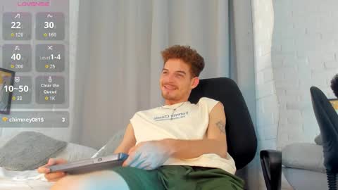 Snapshot of mateo_hunter chatting on 02/10/26, 04:00 MATEO HUNTER online show from 02/10/26, 04:00