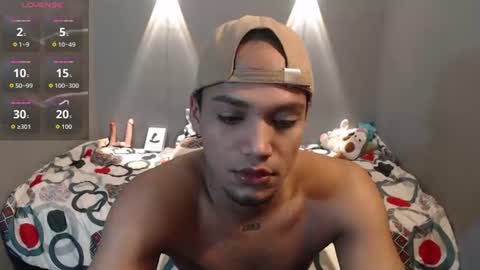 Snapshot of mateo_nick chatting on 06/17/26, 11:34 Mateo and Noah online show from 06/17/26, 11:34