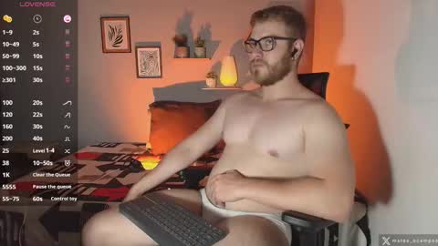 Mateo Ocampo online show from 10/09/25, 09:02