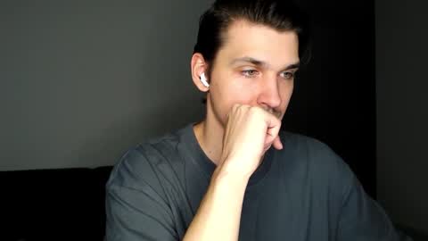 Snapshot of mateo_zeus chatting on 10/13/25, 10:43 mateo_zeus online show from 10/13/25, 10:43