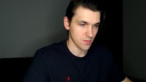 Snapshot of mateo_zeus chatting on 12/20/25, 03:13 mateo_zeus online show from 12/20/25, 03:13