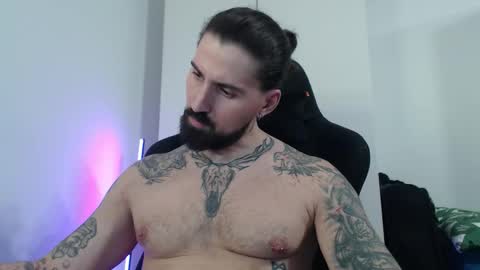 mateohalifa online show from 11/12/25, 05:24