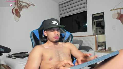 Snapshot of mateoleone chatting on 03/11/26, 12:38 Matt online show from 03/11/26, 12:38