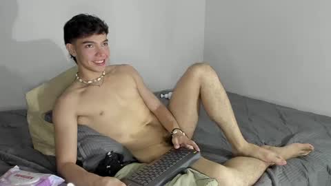Mateo Santiago online show from 12/17/24, 08:12