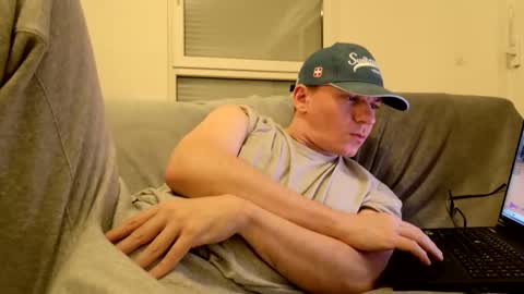 Snapshot of math_huston chatting on 01/20/25, 05:27 math huston online show from 01/20/25, 05:27