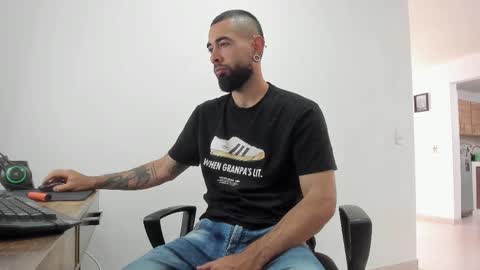 Matheus     online show from 11/25/25, 08:20