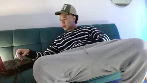 Snapshot of mathew444 chatting on 01/10/26, 08:49 STRURIBE ON INSTAGRAM online show from 01/10/26, 08:49