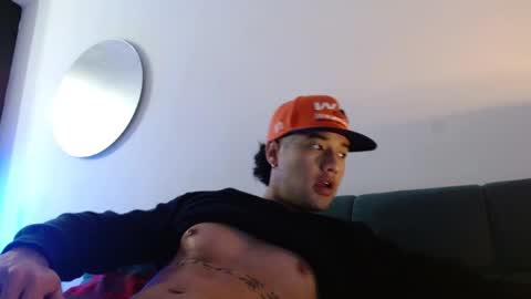 STRURIBE ON INSTAGRAM online show from 02/07/26, 11:36