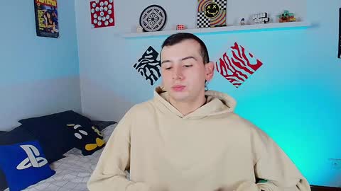 Snapshot of mathew_conelly chatting on 12/26/24, 08:11 Matt online show from 12/26/24, 08:11