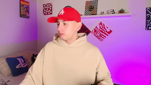 Snapshot of mathew_conelly chatting on 01/25/25, 02:47 Matt online show from 01/25/25, 02:47