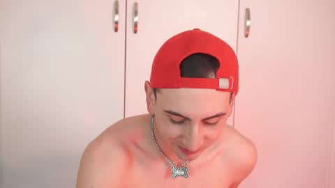 Snapshot of mathew_conelly chatting on 09/28/25, 03:34 Matt online show from 09/28/25, 03:34