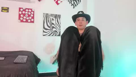 Snapshot of mathew_conelly chatting on 10/10/25, 09:47 Matt online show from 10/10/25, 09:47