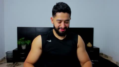 Snapshot of mathew_flintt chatting on 09/29/25, 03:44 Mathew Flintt online show from 09/29/25, 03:44