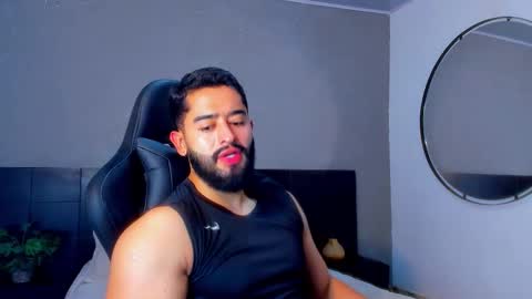 Snapshot of mathew_flintt chatting on 11/27/25, 10:01 Mathew Flintt online show from 11/27/25, 10:01