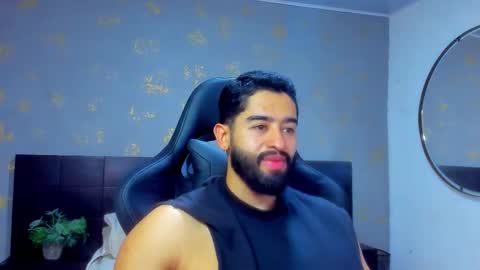 Snapshot of mathew_flintt chatting on 12/14/25, 09:41 Mathew Flintt online show from 12/14/25, 09:41