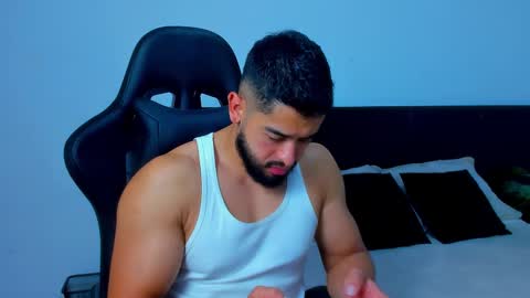 Snapshot of mathew_flintt chatting on 02/06/26, 01:43 Mathew Flintt online show from 02/06/26, 01:43