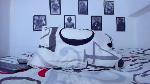 Teo online show from 09/23/25, 03:15