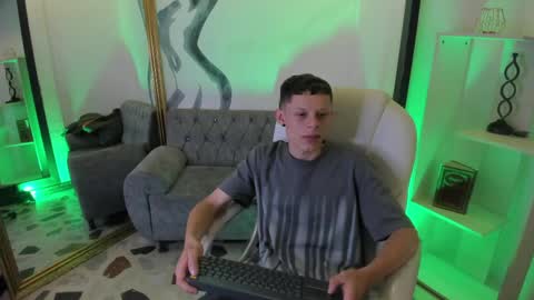 Snapshot of mathewsanz_ chatting on 04/01/26, 12:50 MathewSanz online show from 04/01/26, 12:50