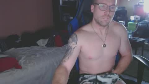 Snapshot of mathieu6606 chatting on 12/21/24, 06:23 Math online show from 12/21/24, 06:23