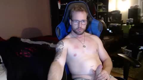 Snapshot of mathieu6606 chatting on 01/08/25, 08:38 Math online show from 01/08/25, 08:38