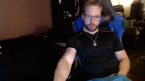 Snapshot of mathieu6606 chatting on 01/14/25, 09:45 Math online show from 01/14/25, 09:45