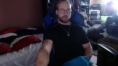 Snapshot of mathieu6606 chatting on 01/15/25, 04:54 Math online show from 01/15/25, 04:54