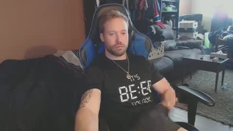 Snapshot of mathieu6606 chatting on 02/14/25, 06:29 Math online show from 02/14/25, 06:29