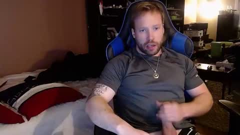 Snapshot of mathieu6606 chatting on 02/18/25, 11:44 Math online show from 02/18/25, 11:44