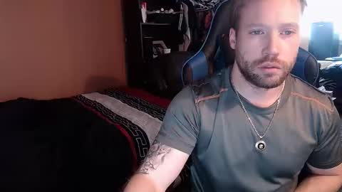 Snapshot of mathieu6606 chatting on 02/18/25, 06:47 Math online show from 02/18/25, 06:47