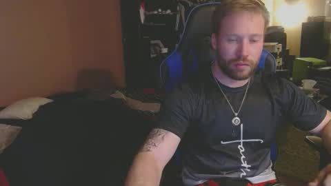 Snapshot of mathieu6606 chatting on 02/27/25, 08:17 Math online show from 02/27/25, 08:17