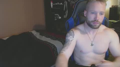 Snapshot of mathieu6606 chatting on 03/01/25, 06:46 Math online show from 03/01/25, 06:46