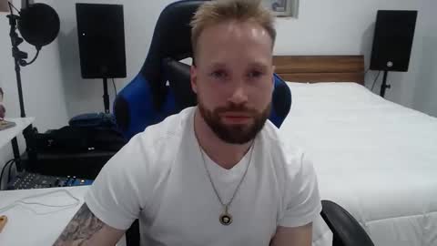 Snapshot of mathieu6606 chatting on 02/08/26, 05:00 Math online show from 02/08/26, 05:00