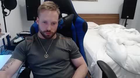 Snapshot of mathieu6606 chatting on 02/28/26, 09:32 Math online show from 02/28/26, 09:32