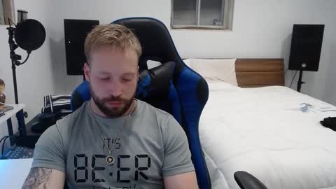 Snapshot of mathieu6606 chatting on 03/07/26, 05:59 Math online show from 03/07/26, 05:59