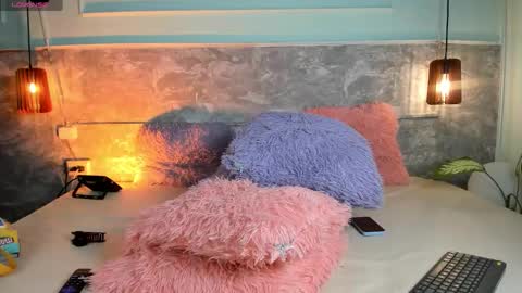 Mati  online show from 11/15/25, 01:03