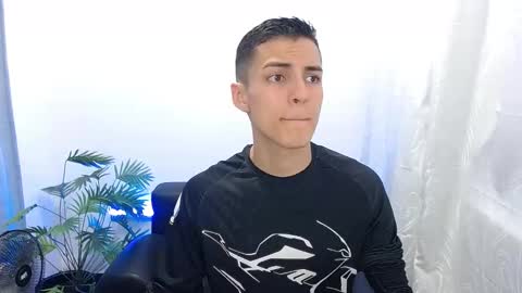 Matias online show from 09/12/25, 01:55