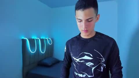 Matias online show from 06/11/26, 02:15