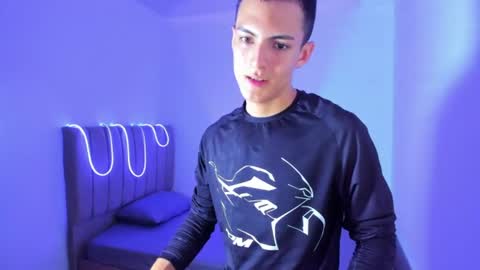 Matias online show from 06/16/26, 03:47