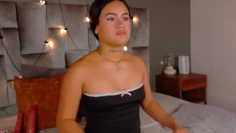 Snapshot of matildataylor__ chatting on 07/23/26, 02:53 Matilda online show from 07/23/26, 02:53