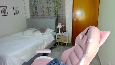 Daniela online show from 10/03/25, 10:45