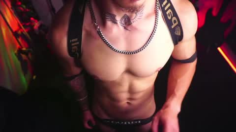 Snapshot of matiusdf chatting on 04/18/26, 06:23 matius online show from 04/18/26, 06:23