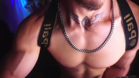 Snapshot of matiusdf chatting on 04/21/26, 02:51 matius online show from 04/21/26, 02:51