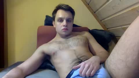 Snapshot of matko1492 chatting on 01/12/26, 09:53 matko1492 online show from 01/12/26, 09:53