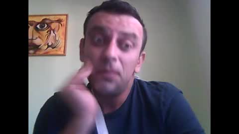 Snapshot of matoterzic48 chatting on 10/17/25, 01:57 toma online show from 10/17/25, 01:57