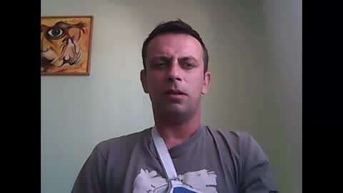 Snapshot of matoterzic48 chatting on 10/19/25, 11:11 toma online show from 10/19/25, 11:11