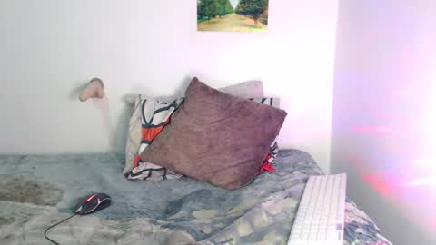 Snapshot of matraves chatting on 02/10/26, 07:12 matraves online show from 02/10/26, 07:12