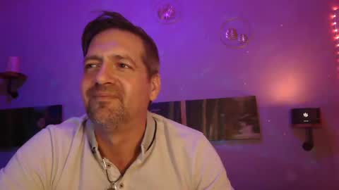 Snapshot of matrike1 chatting on 12/21/24, 11:02 matrike1 online show from 12/21/24, 11:02